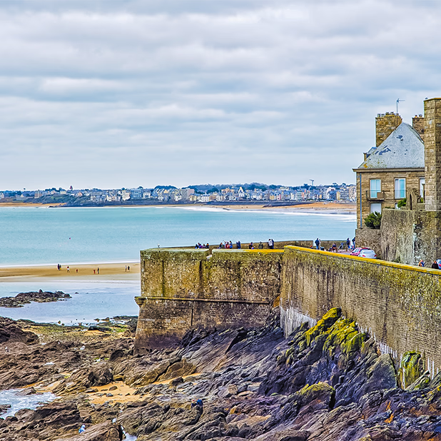 ramparts of saint malo
